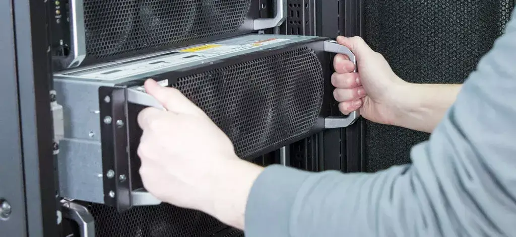 Modular UPS system from Wöhrle